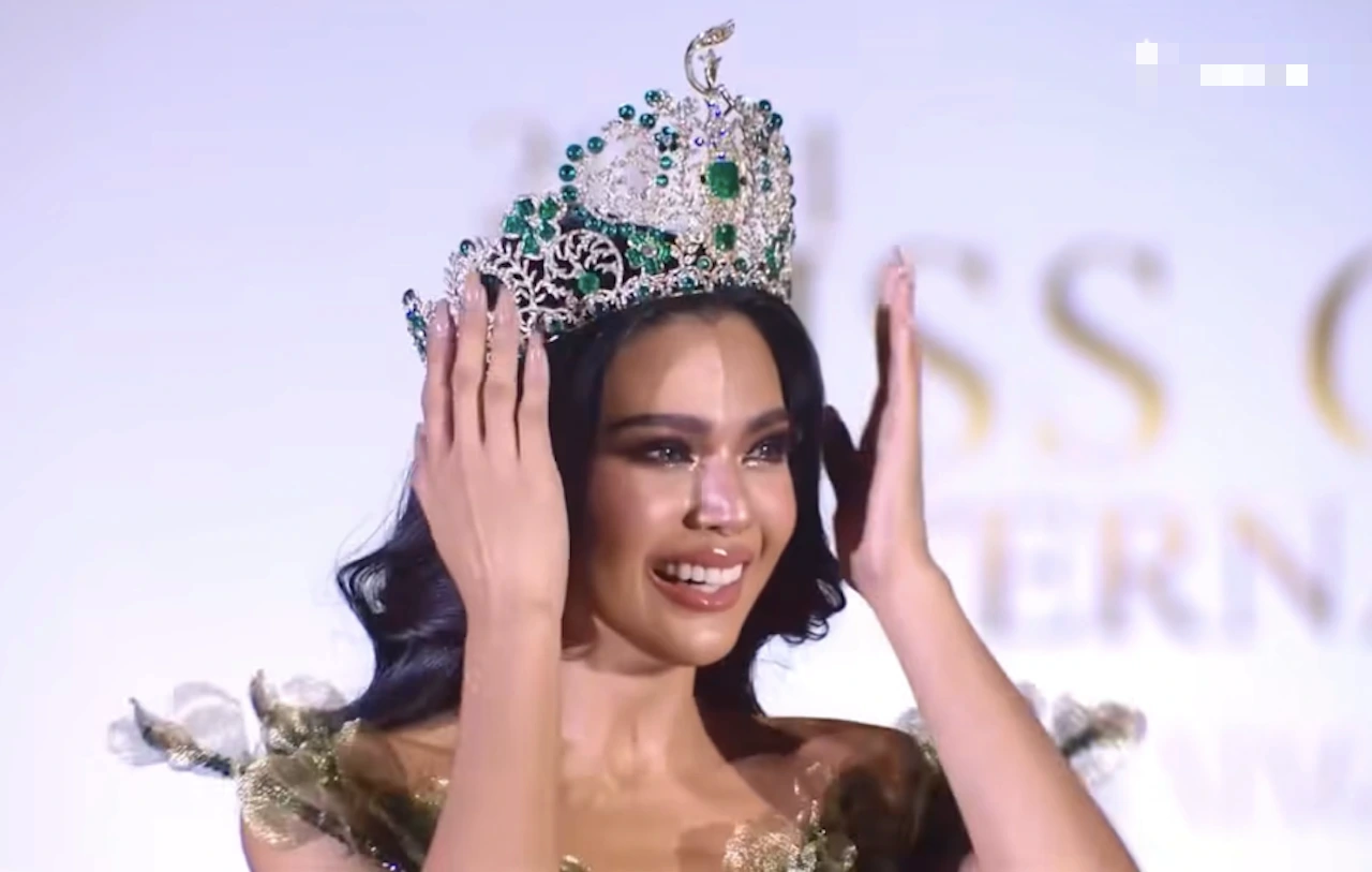 Christine Juliane Opiaza trở thành tân Hoa hậu